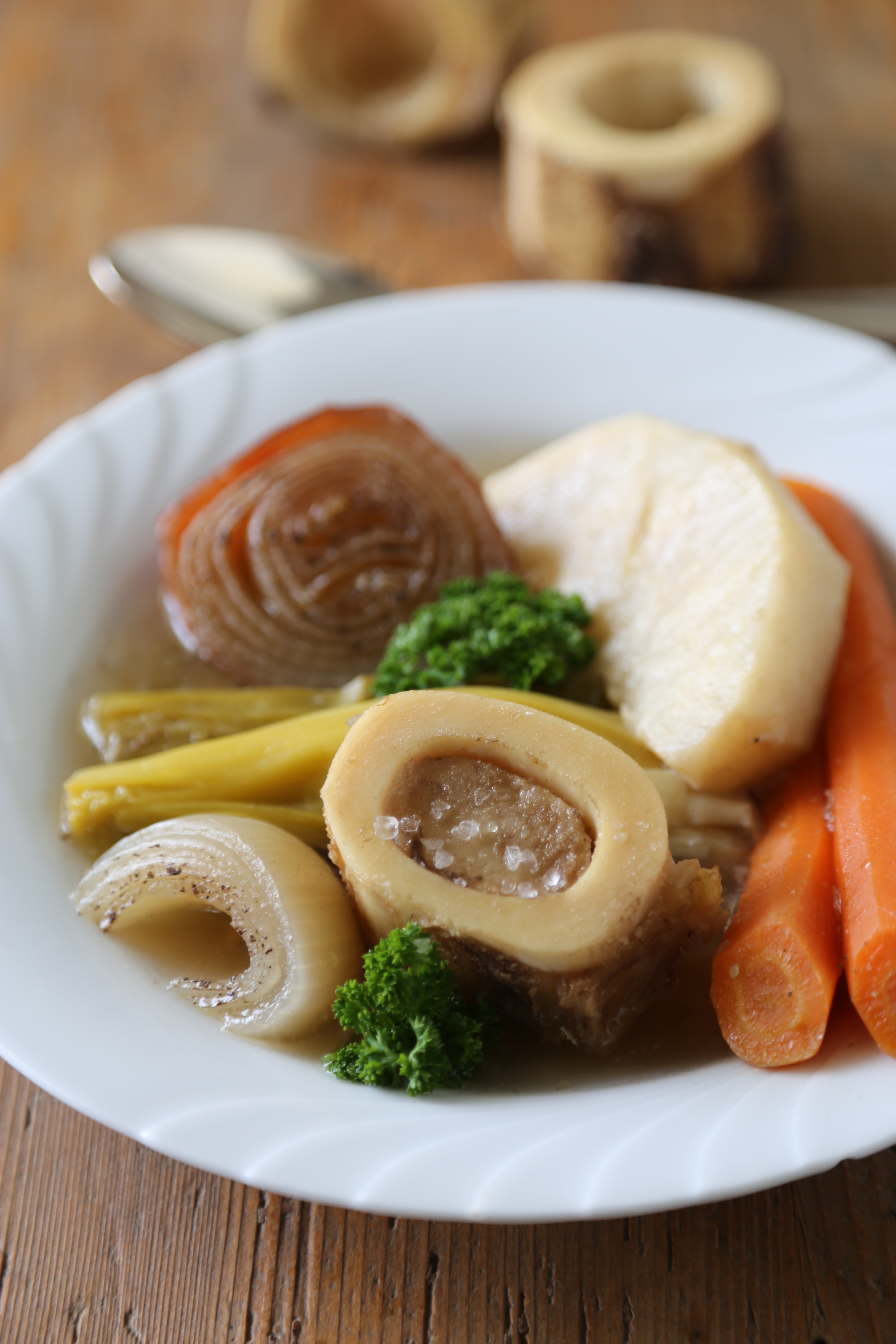 Bouillon de légumes et os à moelle - delimoon.com - un plat réconfort - comfort food