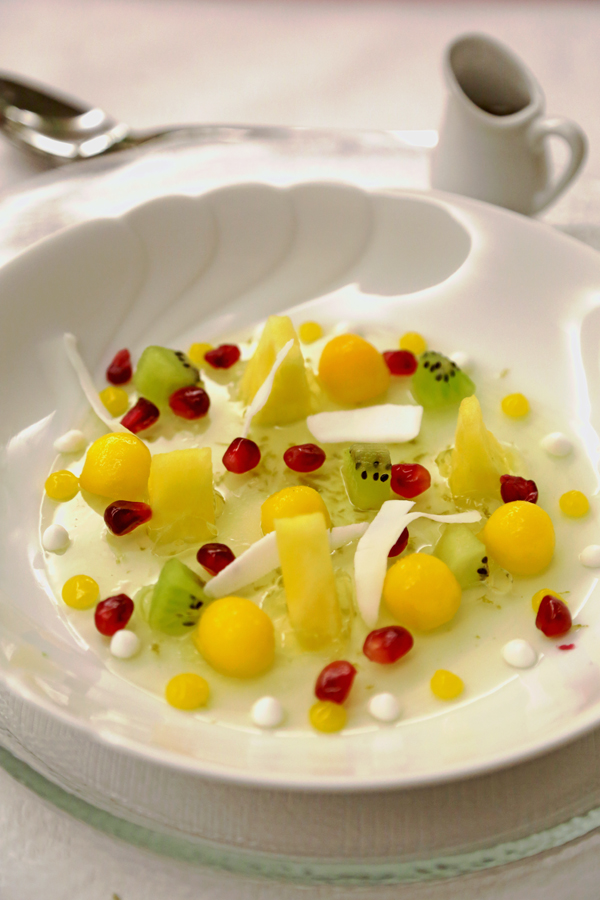 Salade de fruits exotiques - delimoon.com - un dessert raffiné et rafraîchissant