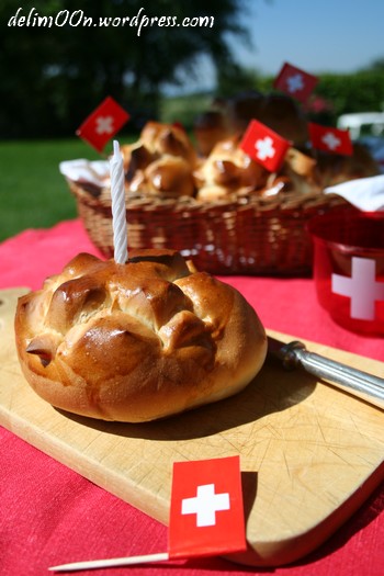 petits pains du 1er août - swiss national day bread - delimoon.com